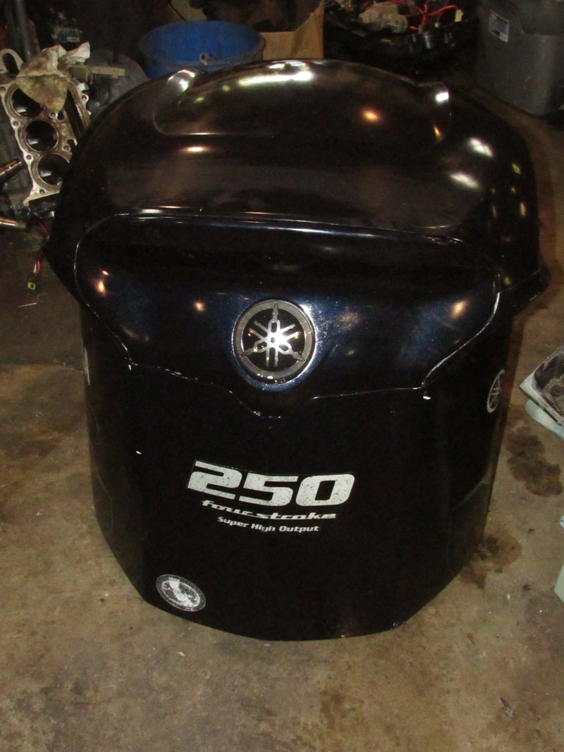 Yamaha VMAX SHO 250hp 4 Stroke Outboard Top Cowling