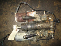 Load image into Gallery viewer, Yamaha 225hp 4 stroke outboard tilt trim unit
