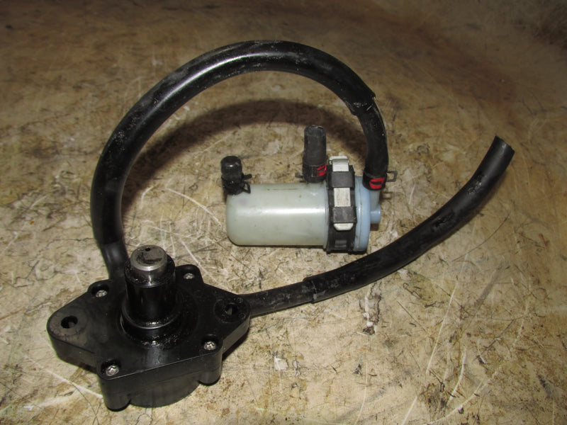 Suzuki DF115 115hp Outboard Fuel Pump and Filter (15100-90J10)