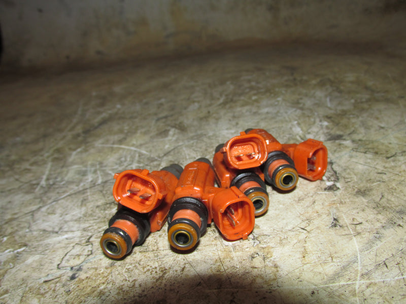 Suzuki DF115 115hp Outboard Fuel Injector Set (15710-65D00)