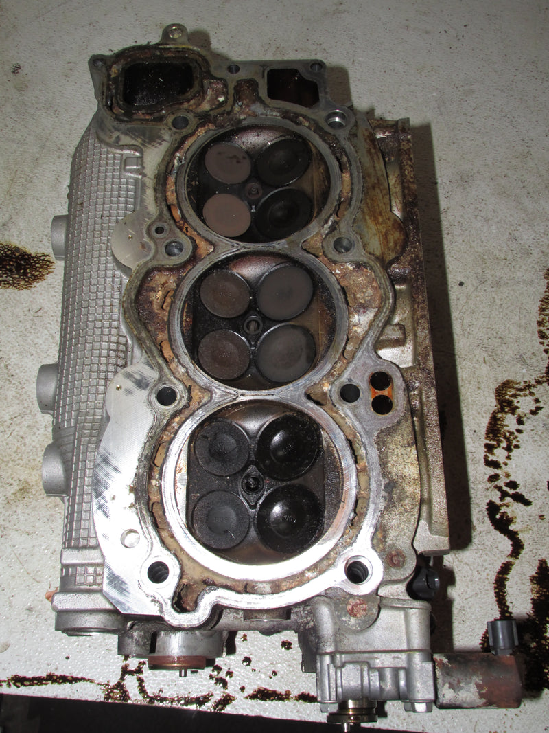 Yamaha VMAX SHO 250hp 4 Stroke Outboard Starboard Cylinder Head