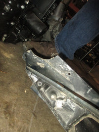 Load image into Gallery viewer, Evinrude Etec 60hp 2 Stroke Outboard 20" Lower Unit
