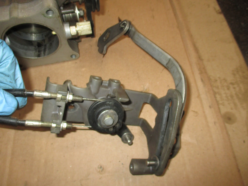 Honda BF225 225hp outboard throttle body/ shift bracket (16400-ZY3-A01)