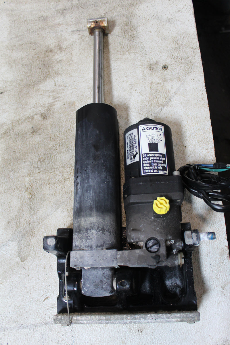 Mercury 90hp 4 Stroke Outboard Tilt Trim Unit