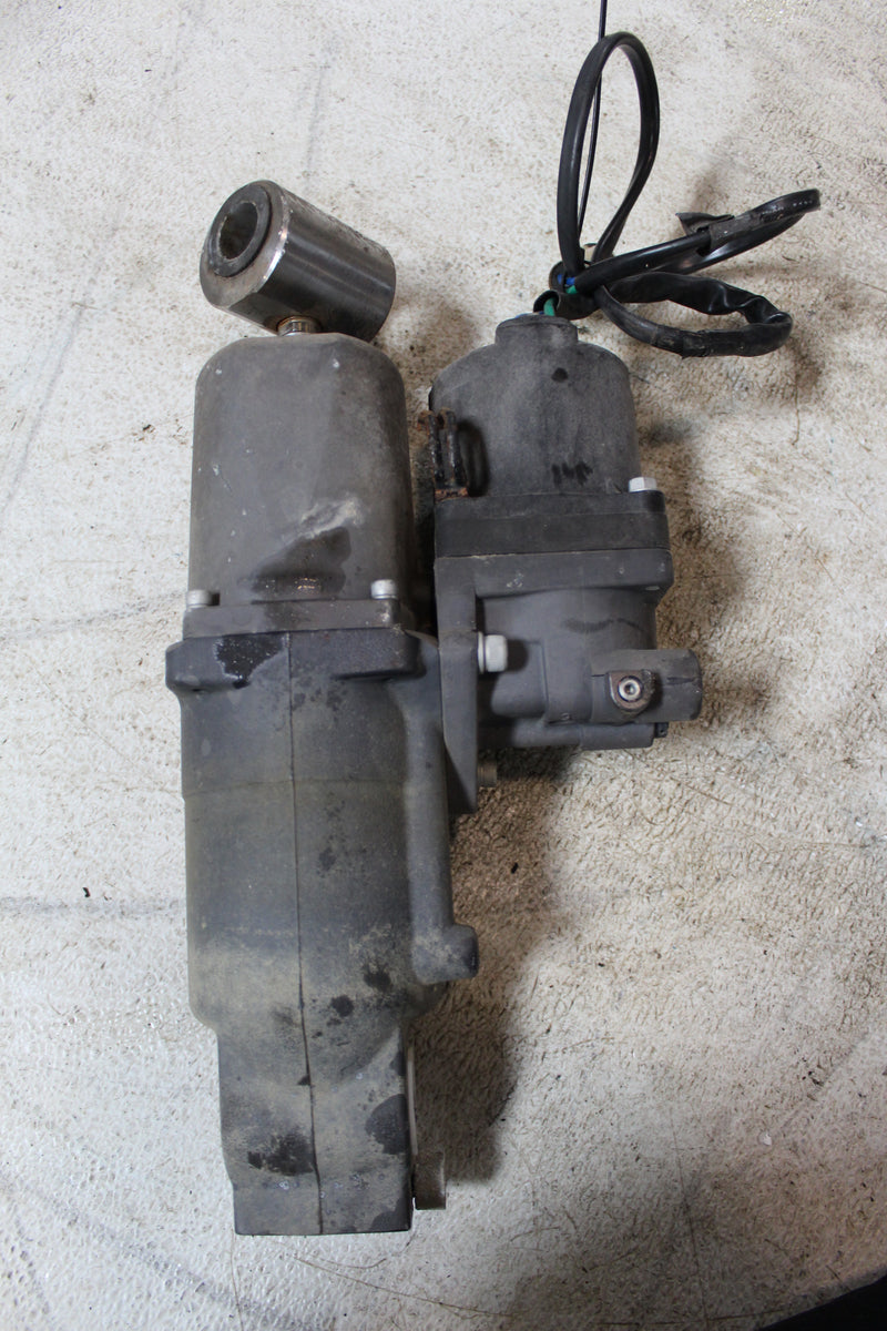 Suzuki DF90 90hp outboard Tilt trim unit