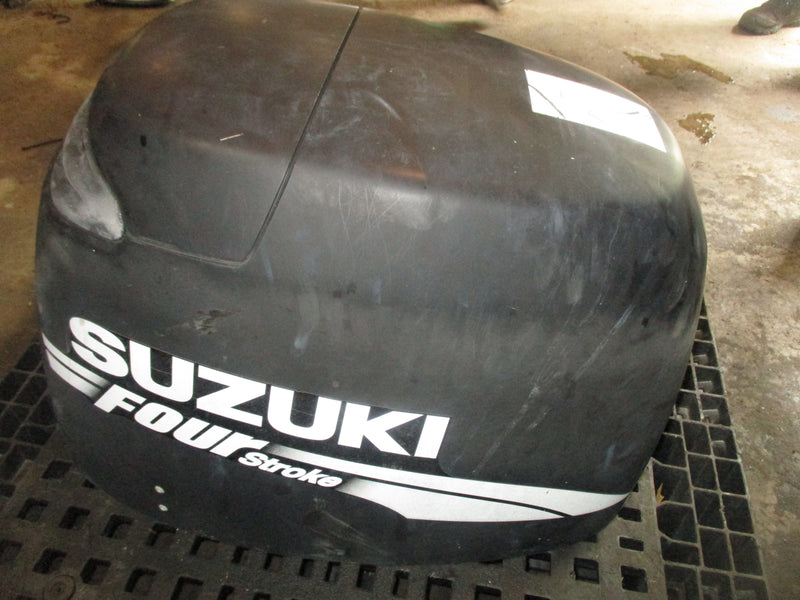 Suzuki DF115 outboard top cowling