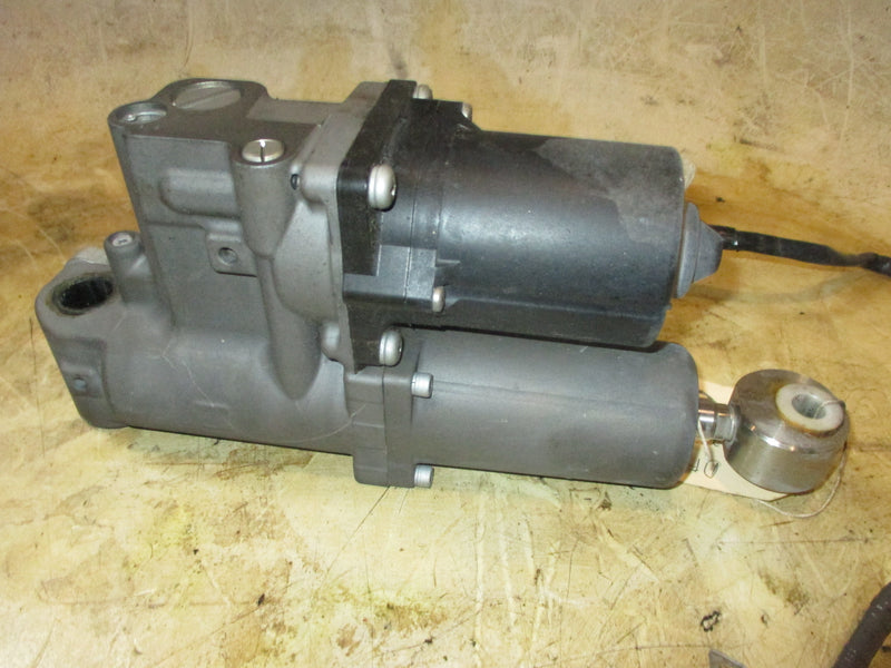 Suzuki DF60A 60hp 4 Stroke outboard Tilt Trim Unit