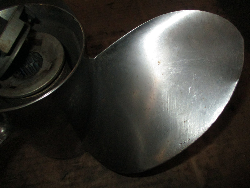 Suzuki DF90-140 outboard stainless steel propeller 13" x 20 Pitch
