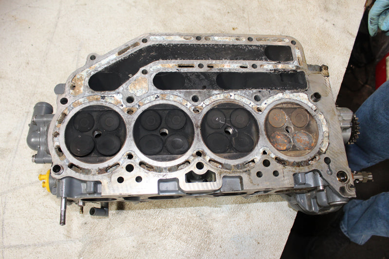 Suzuki DF90 90hp outboard Cylinder head (PARTS)