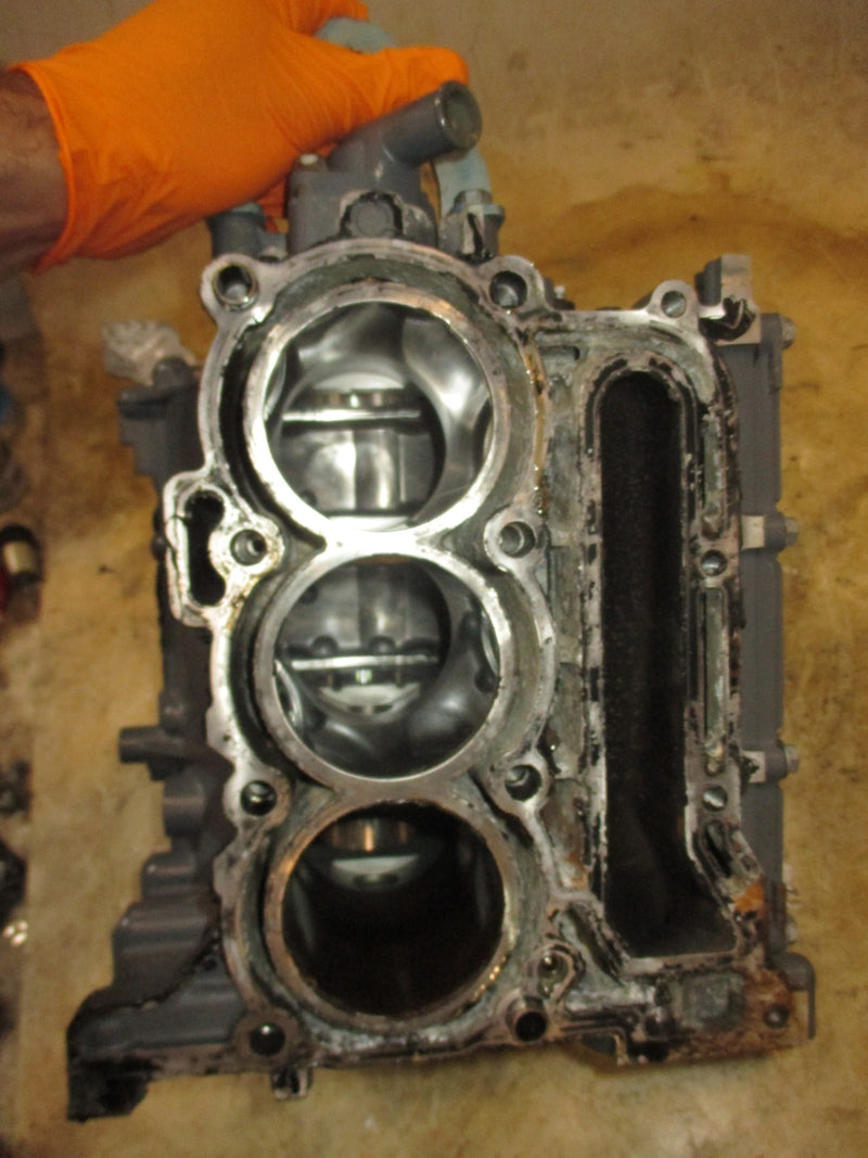 Suzuki DF60A 60hp 4 Stroke outboard Crankcase Block