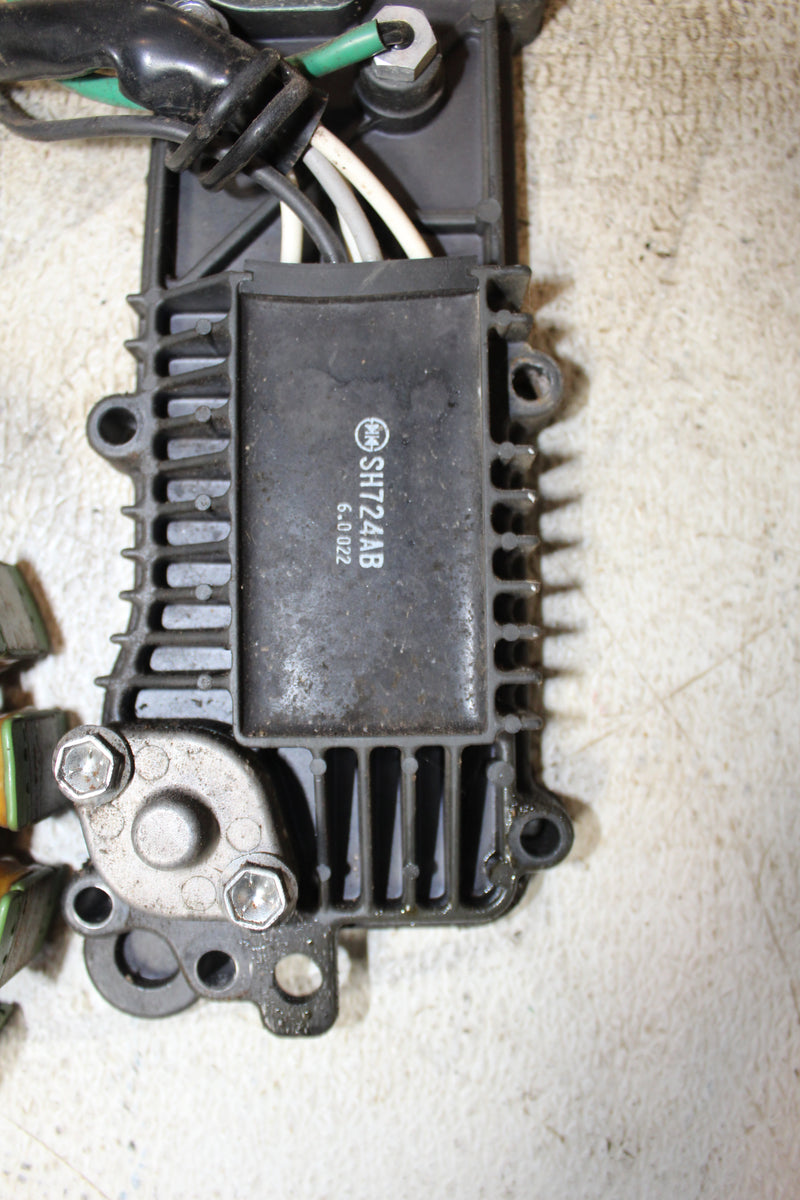 Suzuki DF90 90hp outboard Stator/rectifier regulator