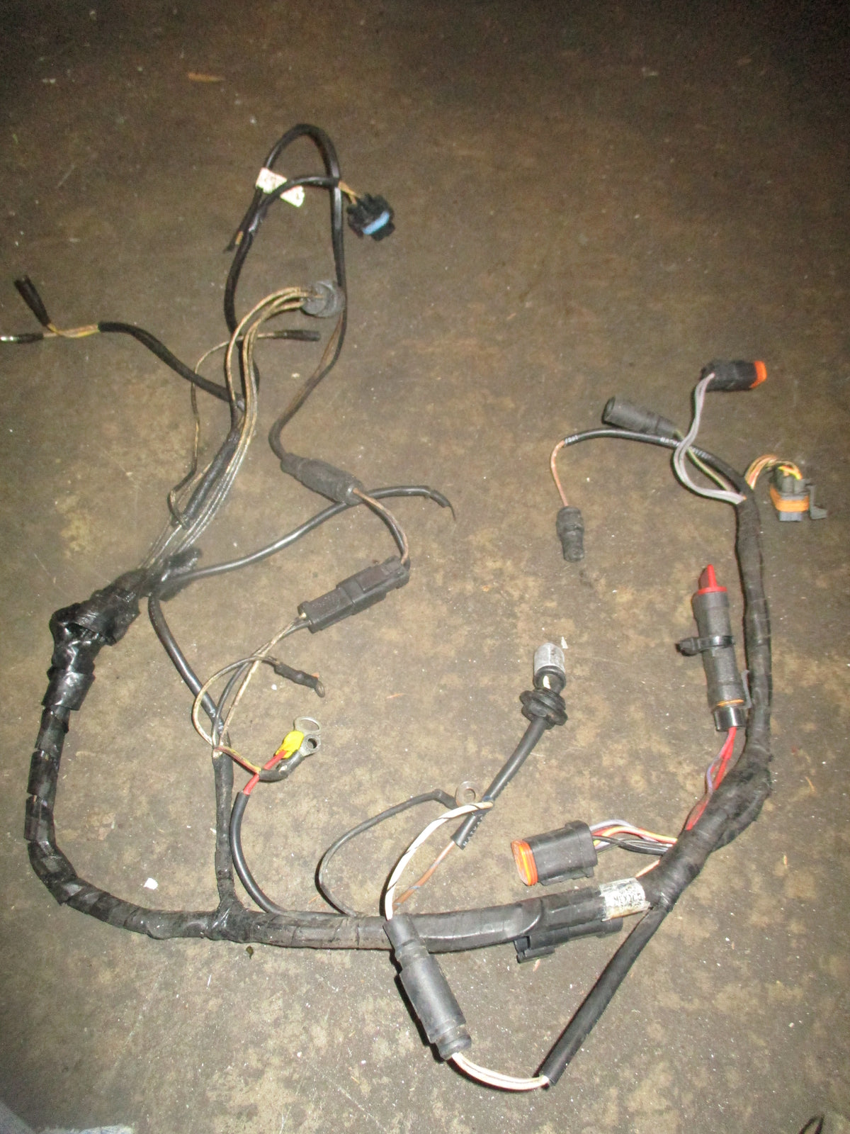 Johnson 150-175hp 2 stroke outboard engine wiring harness (586028) #37