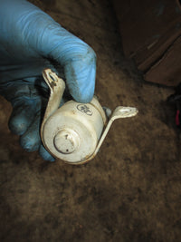 Load image into Gallery viewer, Johnson 7.5hp 2 stroke outboard starter relay
