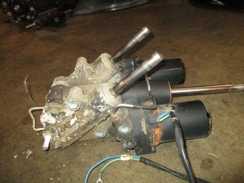 Yamaha/mercury 225hp 4 stroke outboard tilt trim unit