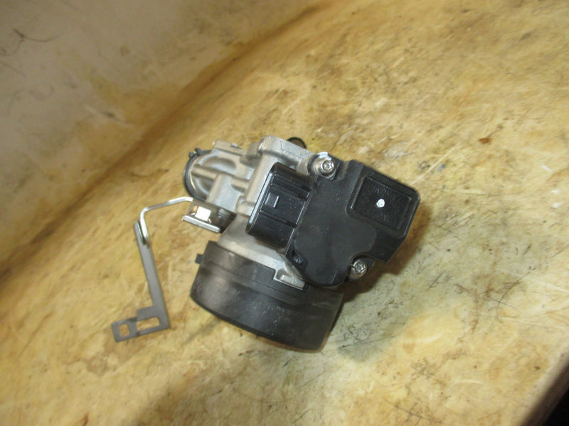 Suzuki DF60A 60hp 4 Stroke outboard Throttle Body and Sensor (13300-88L01)