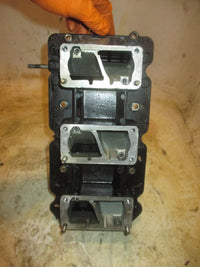 Load image into Gallery viewer, Mercury 200hp 2 Stroke Outboard Intake Manifold and Reeds (828275)
