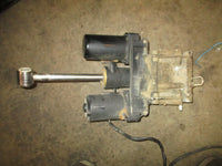 Load image into Gallery viewer, Yamaha/mercury 225hp 4 stroke outboard tilt trim unit
