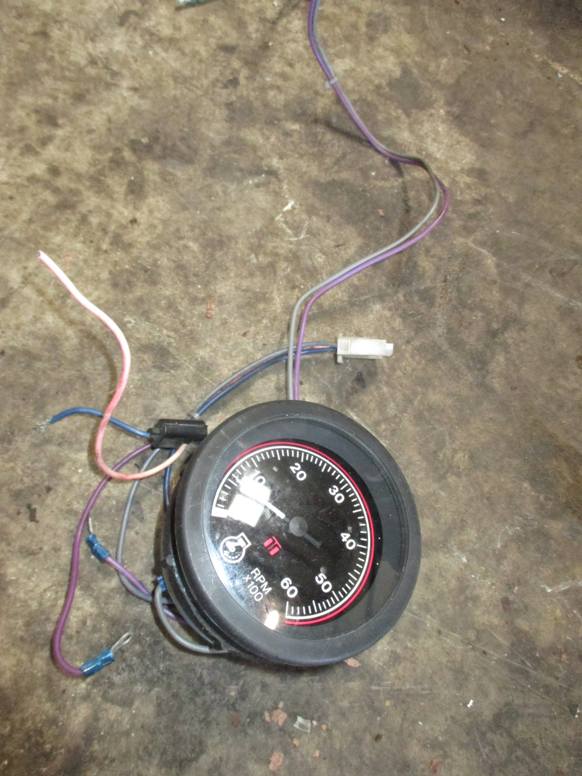 Mercury outboard tachometer 72288