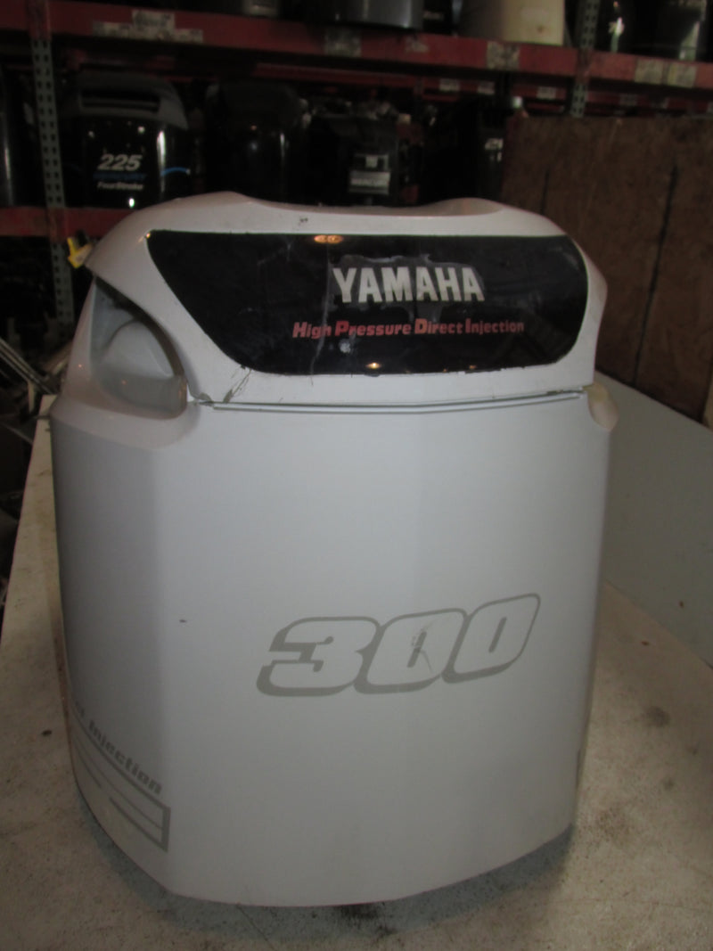 Yamaha 300hp HPDI 2 Stroke Outboard Top cowling