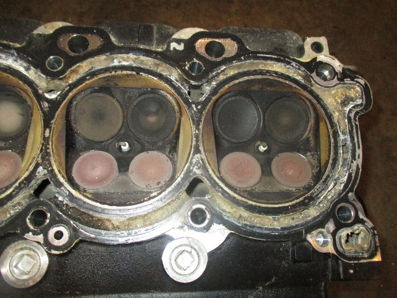 Yamaha/mercury 225hp 4 stroke outboard starboard cylinder head (69J-01)