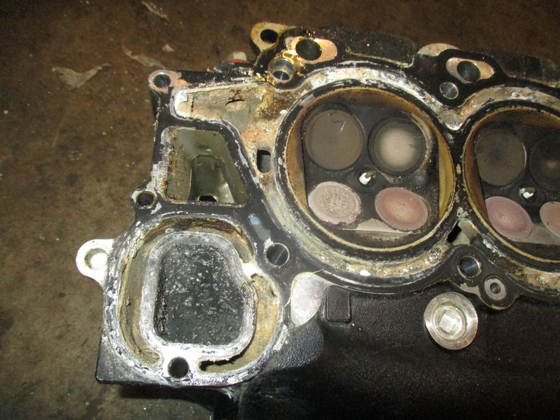 Yamaha/mercury 225hp 4 stroke outboard starboard cylinder head (69J-01)
