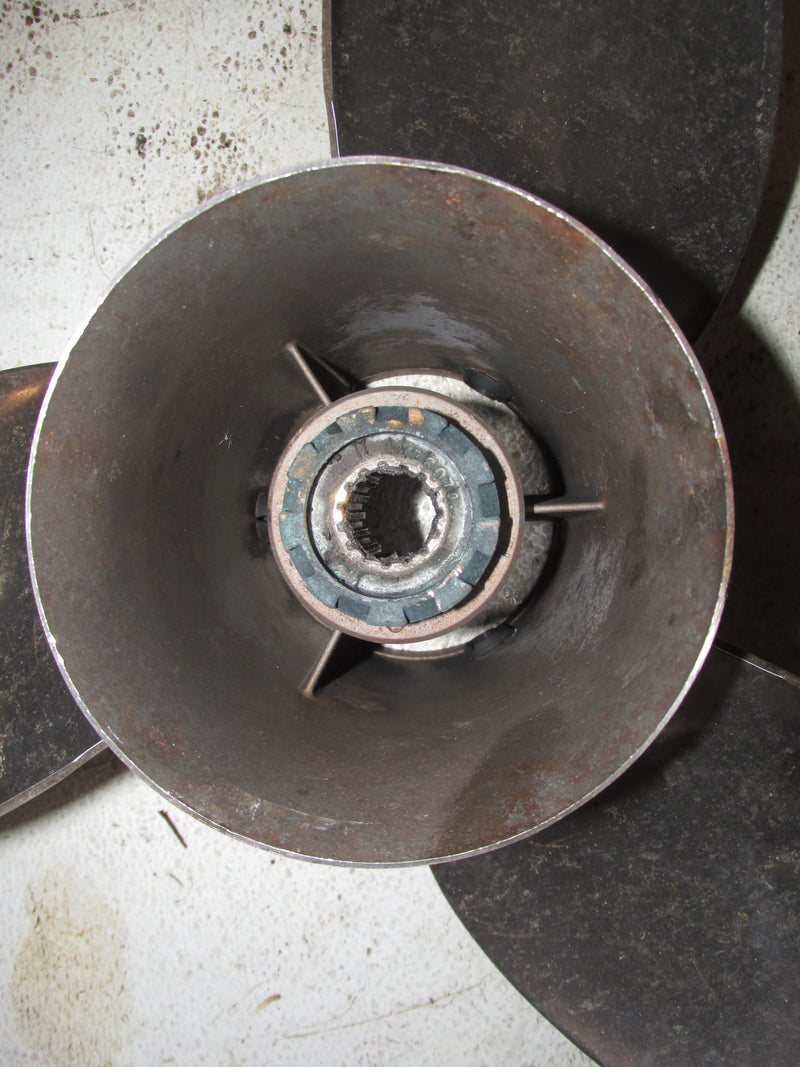 Yamaha 300HP 4 Stroke Outboard Mercury Mirage Plus Propeller (48-13700-19P)