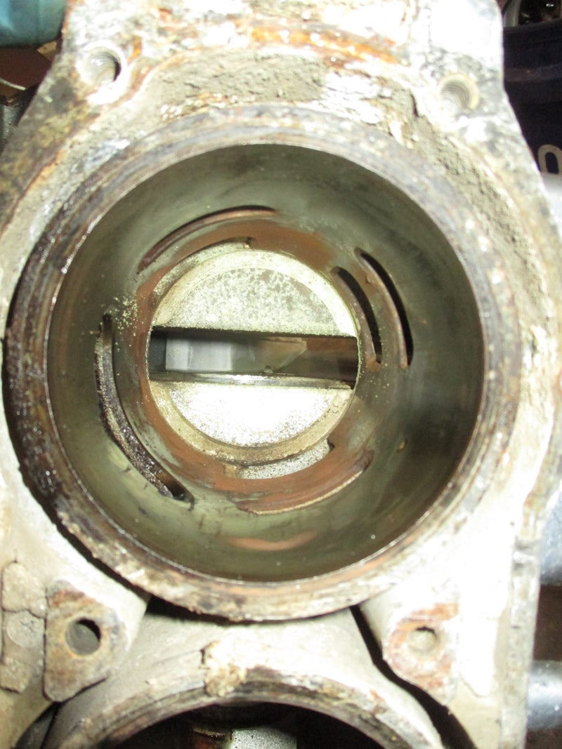 Yamaha 200hp OX66 2 stroke outboard crankcase block