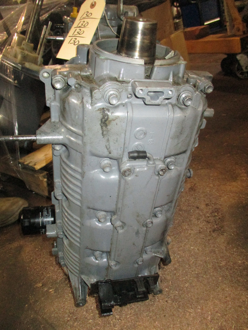 Suzuki DF 115 115hp outboard crankcase powerhead