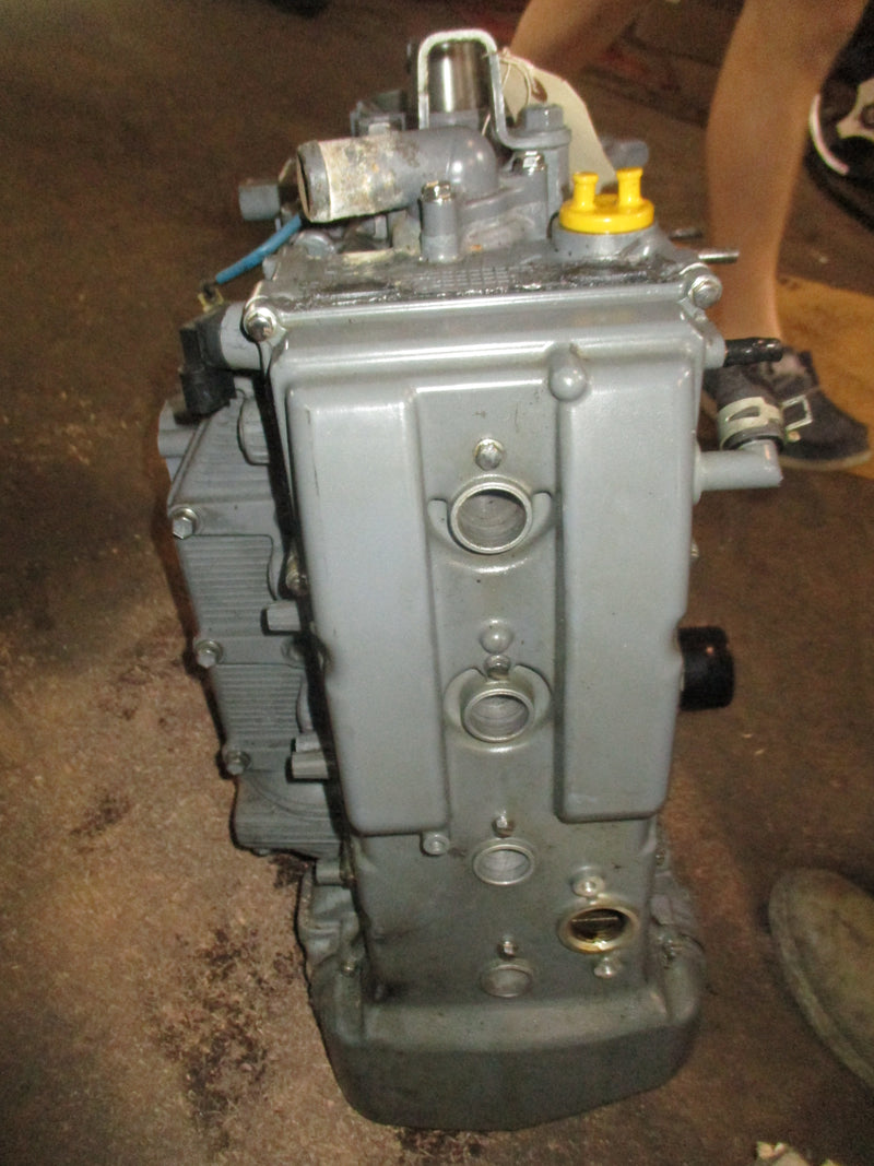 Suzuki DF 115 115hp outboard crankcase powerhead