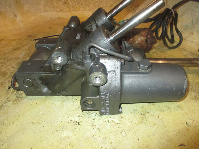 Yamaha 60hp 2 stroke outboard Tilt Trim Unit