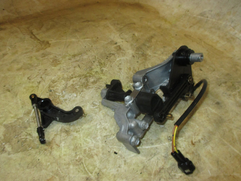 Suzuki DF60A 60hp 4 Stroke outboard Shift Bracket & Neutral Switch (37721-93J00)