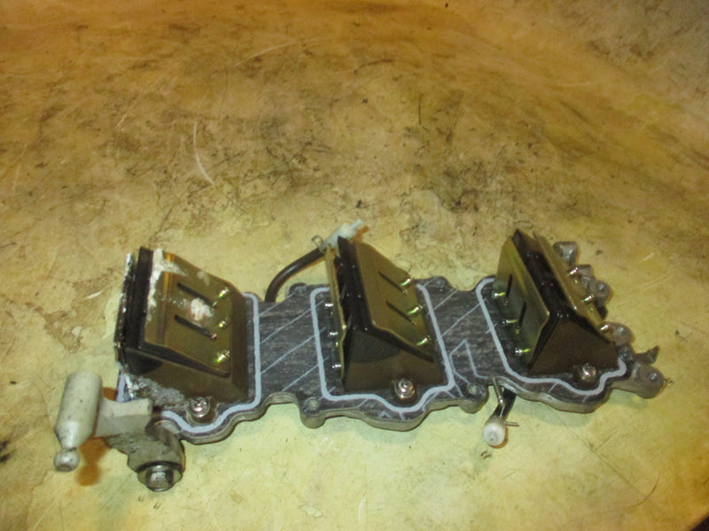 Yamaha 60hp 2 stroke outboard Intake Manifold and Reeds (6H3-13624-00-94)