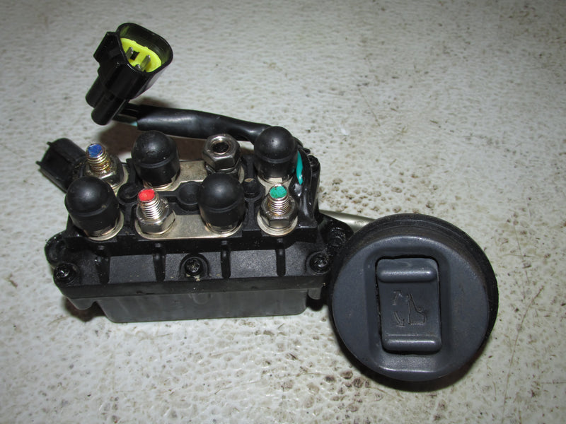 Yamaha 200HP OX66 2 Stroke Outboard Tilt Trim Relay With Switch