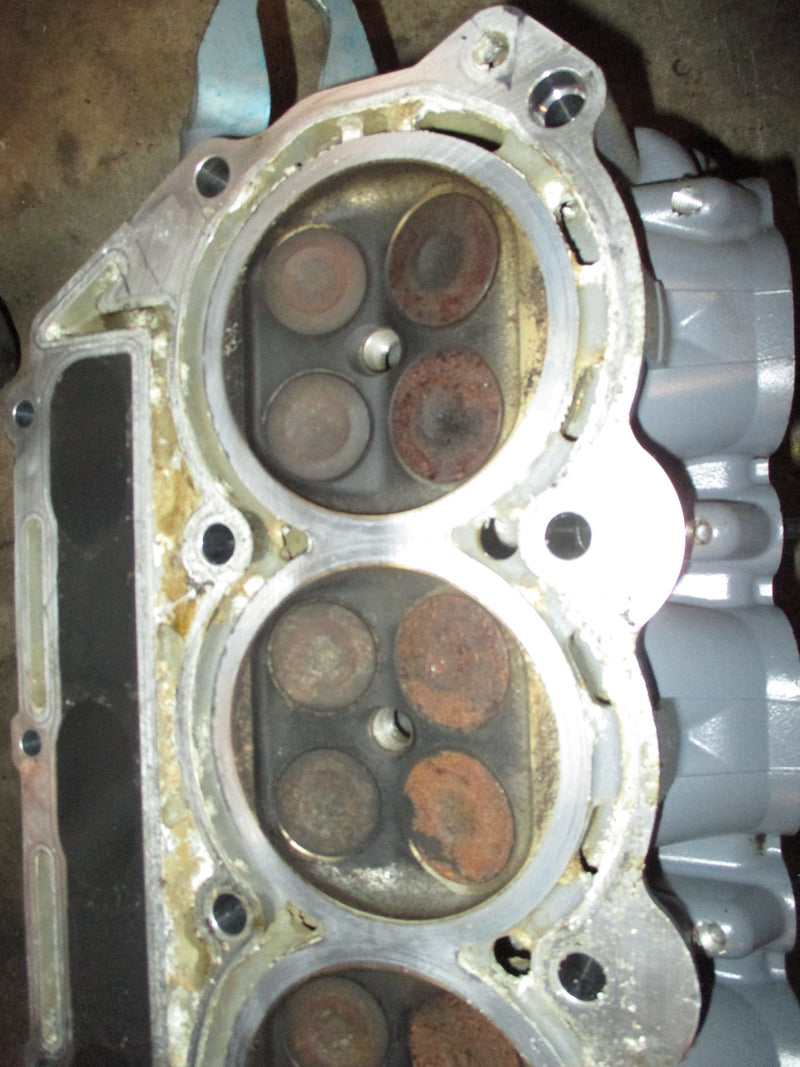 Suzuki Df250 250hp 4 stroke outboard Starboard cylinder head