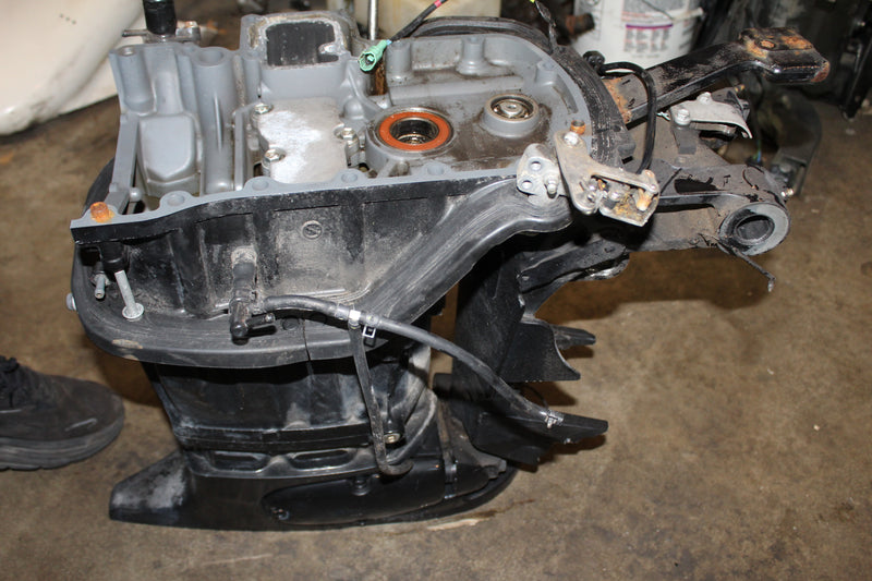 Suzuki DF90 90hp outboard 20 inch midsection
