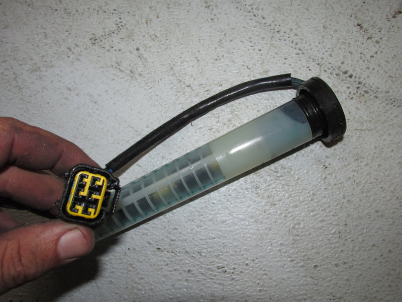 Yamaha 300hp HPDI 2 Stroke Outboard Oil level sensor (61A-85730-01-00)