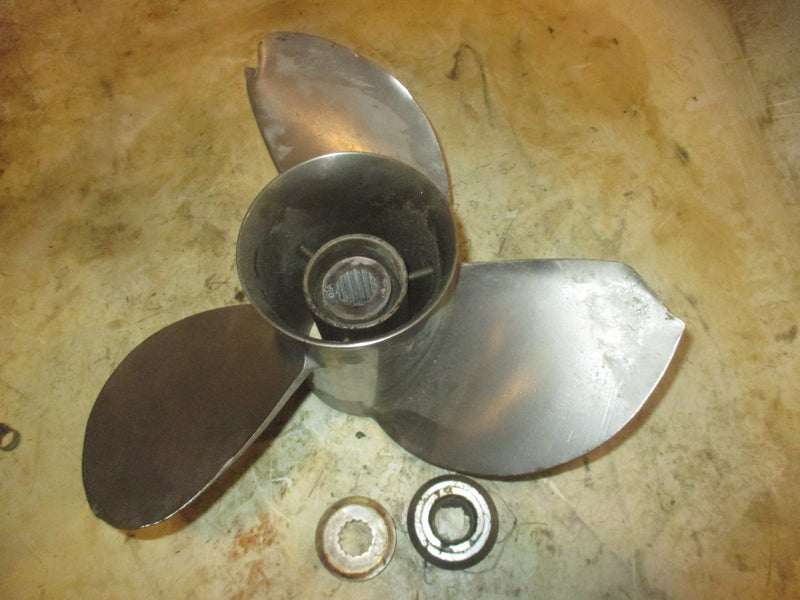Yamaha 225-250hp Outboard Stainless Propeller 15 1/4 X 17-M