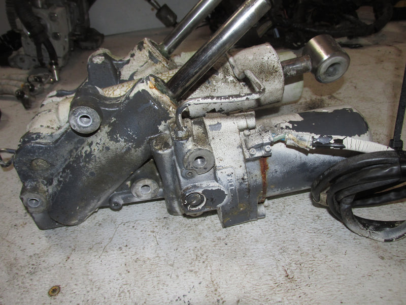 Yamaha 300hp HPDI 2 Stroke Outboard Tilt trim unit (60V-43800-00-4D)