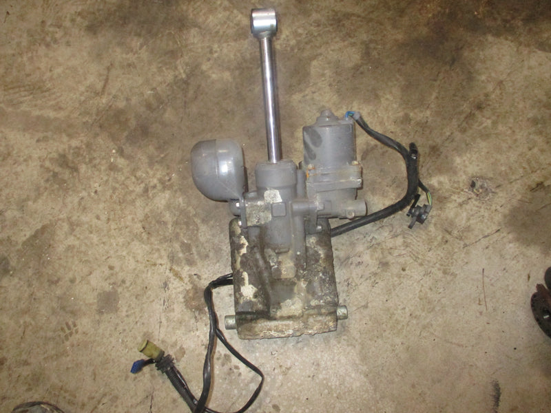 Honda BF130A outboard showa style tilt trim unit