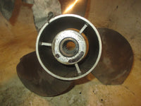 Load image into Gallery viewer, Yamaha 250hp HPDI 2 Stroke Outboard Stainless Propeller 15 1/4 X 17-M
