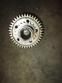 Load image into Gallery viewer, Suzuki Df250 250hp 4 stroke outboard Driven Gear 12730-98J02
