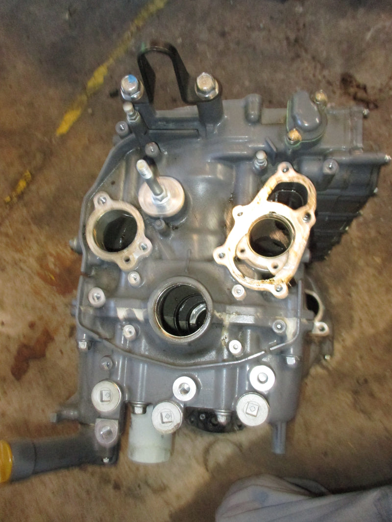 Honda BF130 130hp 4 stroke outboard crankcase block