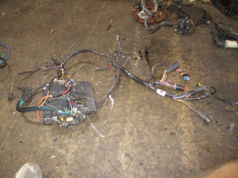 Evinrude Ocean Pro 225hp outboard engine wiring harness/electric bracket