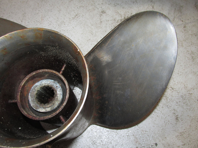 Yamaha 300hp HPDI 2 Stroke Outboard Stainless steel propellor (14 1/2x23-M)