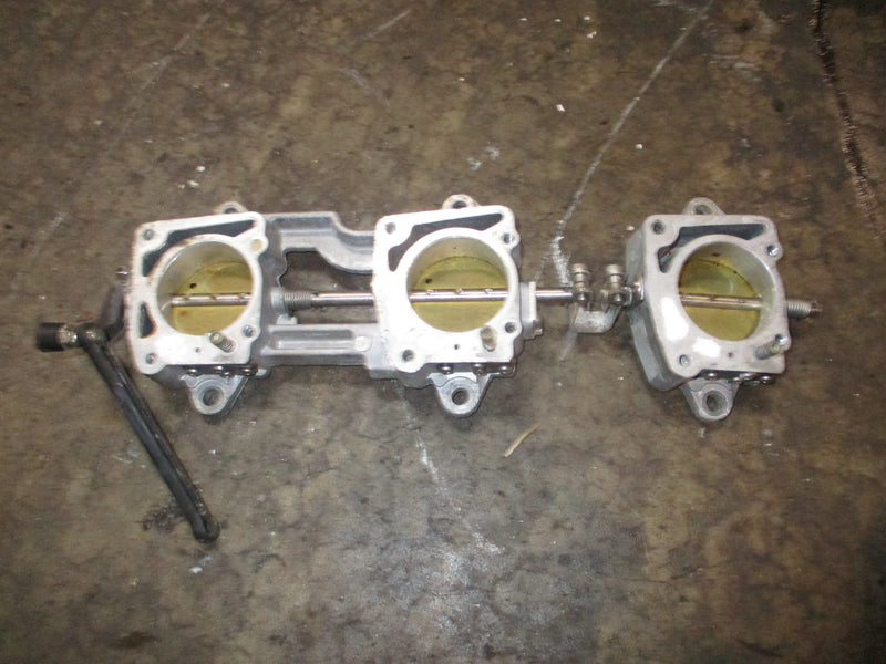 Evinrude Ocean Pro 225hp outboard intake manifold w/ throttle body