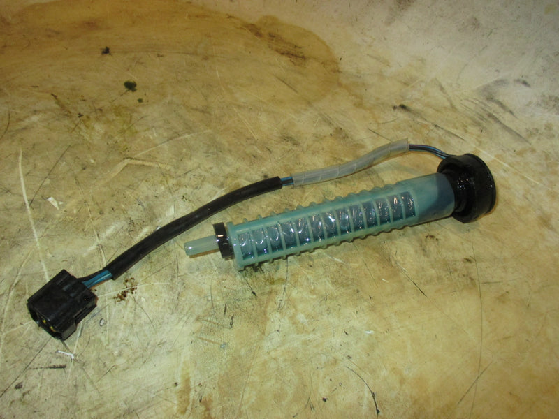 Yamaha 200hp OX66 2 stroke outboard Oil Tank Sensor (6E5-21750-05)