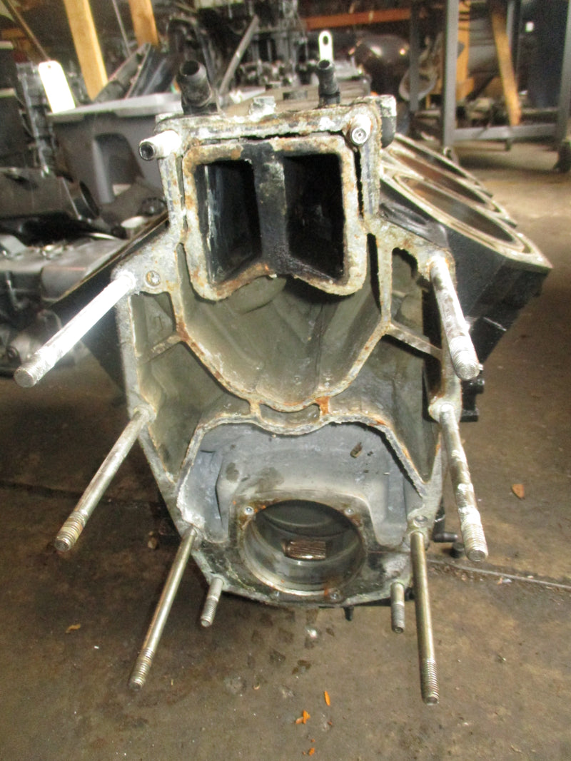 Mercury 225hp carbureted Offshore 2 stroke outboard crankcase block
