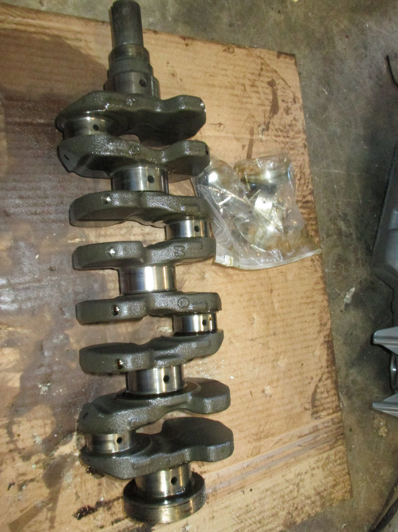 Honda BF130 130hp 4 stroke outboard crankshaft (13310-ZW5-000)