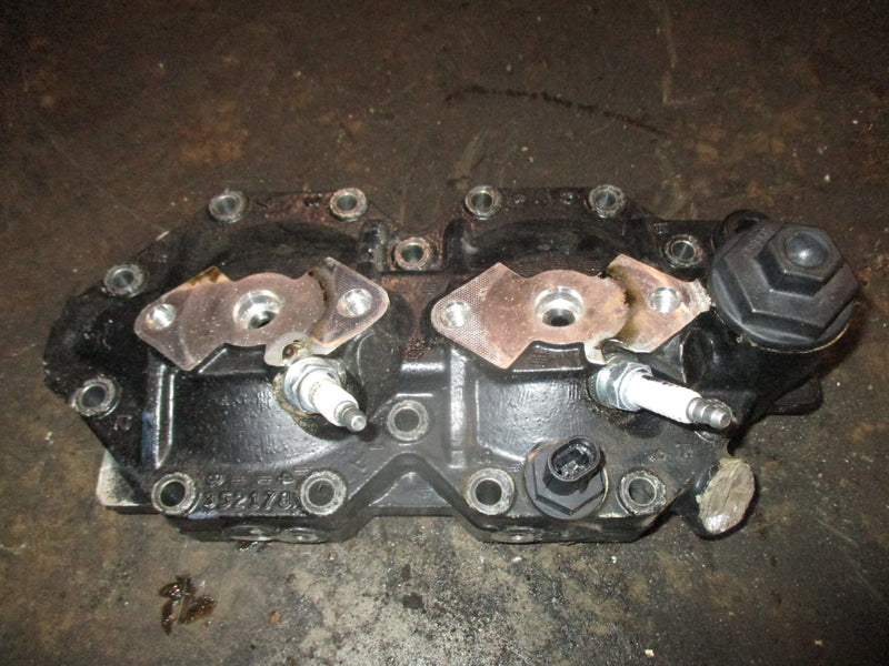 Evinrude ETEC 115hp 2 stroke outboard starboard cylinder head (352178)