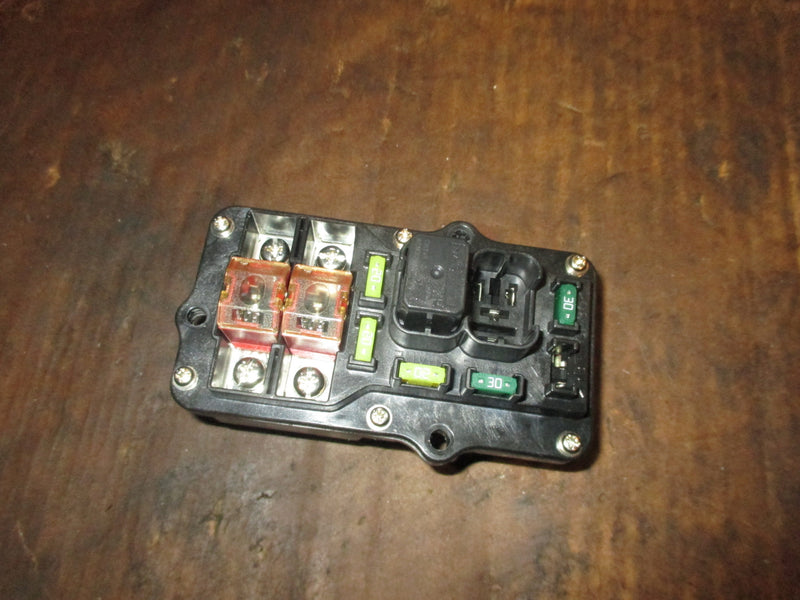 Yamaha 150hp 4 stroke outboard fuse box (63P-82170-00)